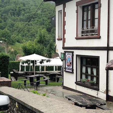 Hotel Restaurante La Carasca Orle Bagian luar foto