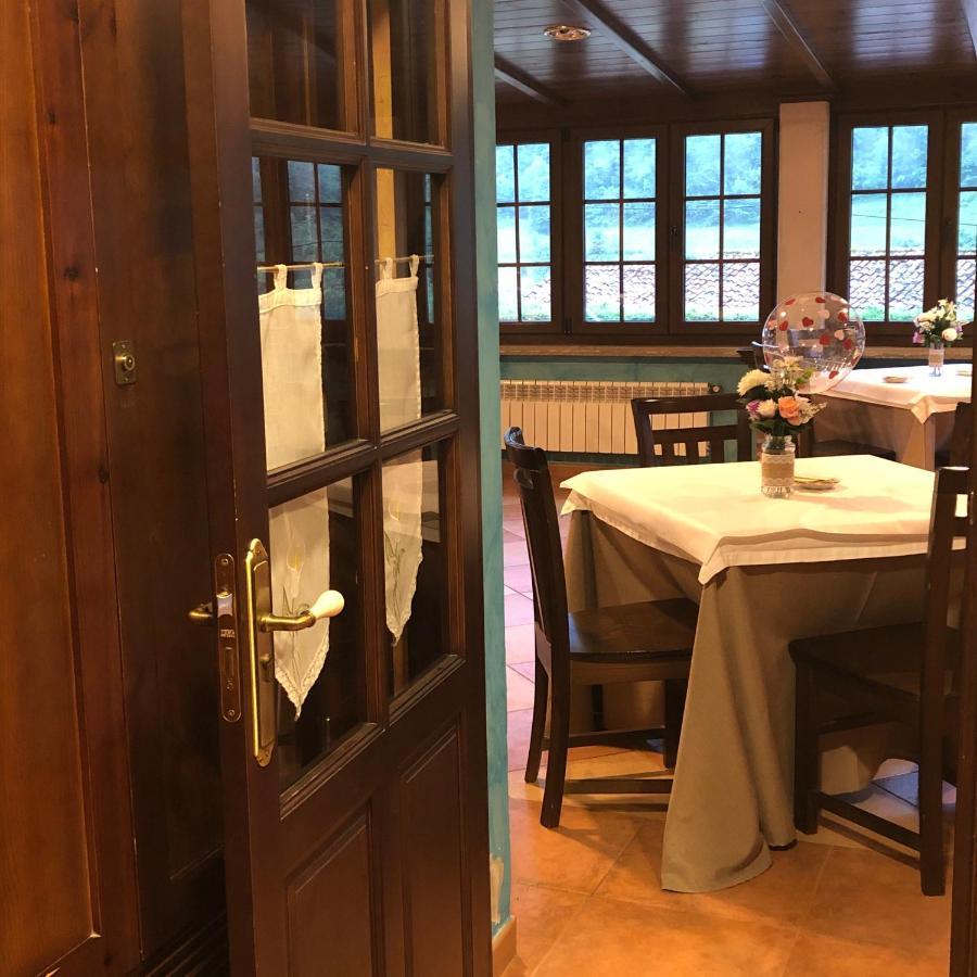 Hotel Restaurante La Carasca Orle Bagian luar foto