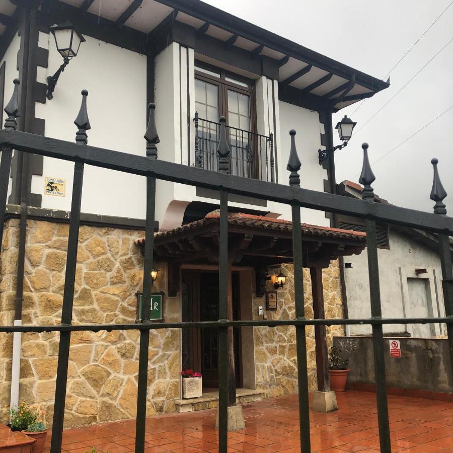 Hotel Restaurante La Carasca Orle Bagian luar foto