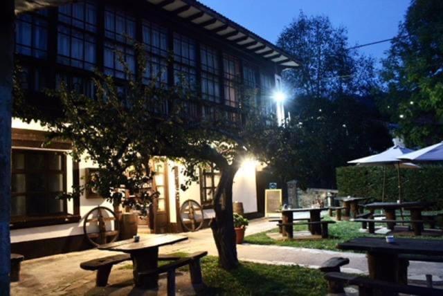 Hotel Restaurante La Carasca Orle Bagian luar foto