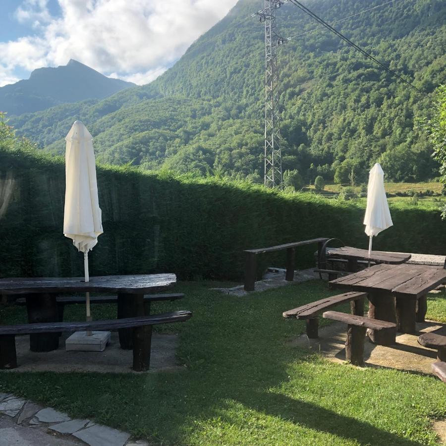 Hotel Restaurante La Carasca Orle Bagian luar foto