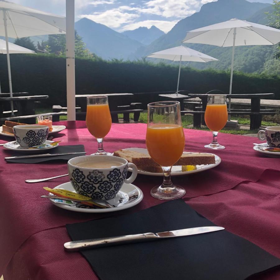 Hotel Restaurante La Carasca Orle Bagian luar foto